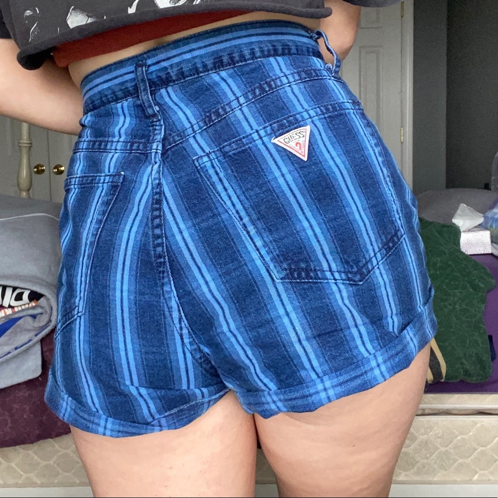 STRIPED VINTAGE GUESS SHORTS - Picture 8 of 8